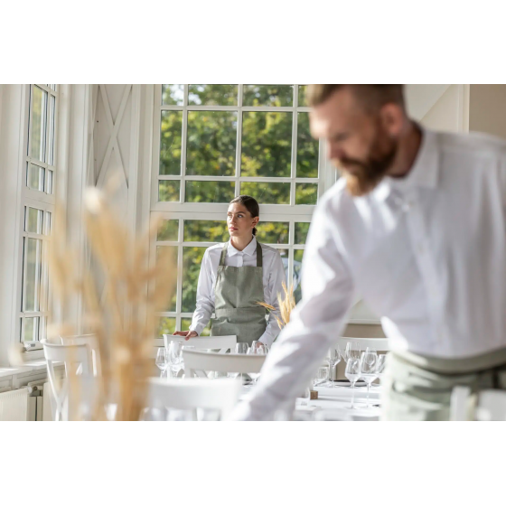 SNB bib apron 